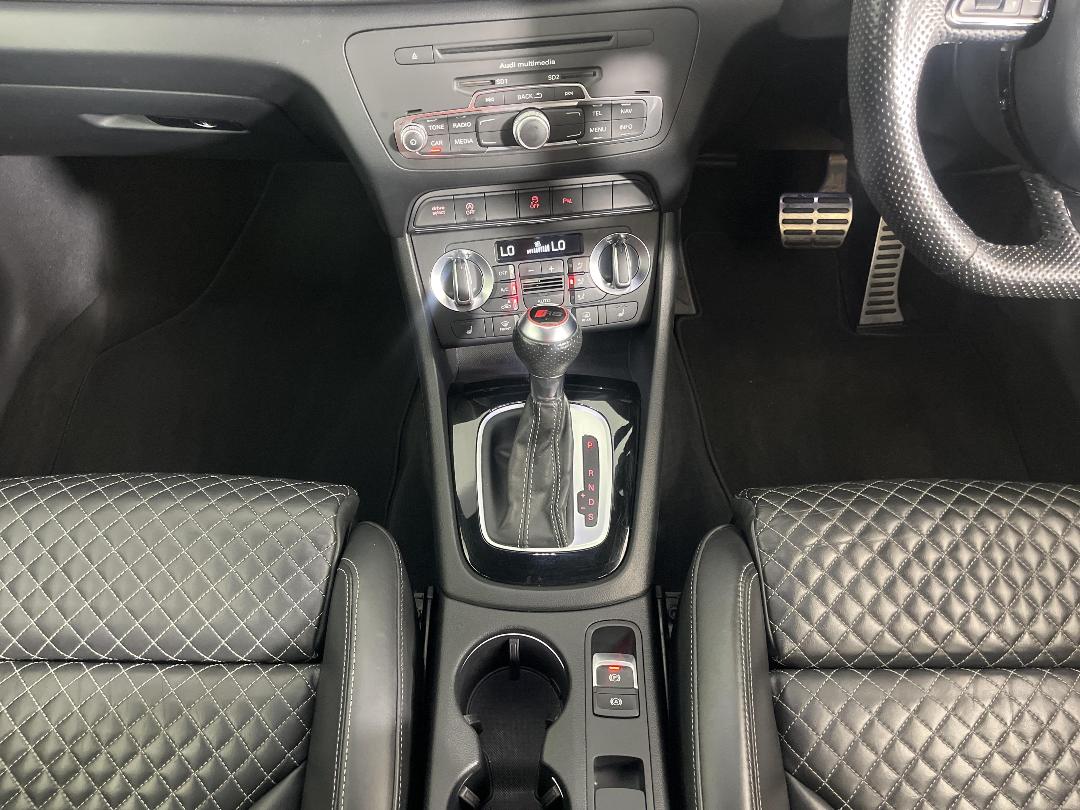 Photo '23' of Audi RS Q3