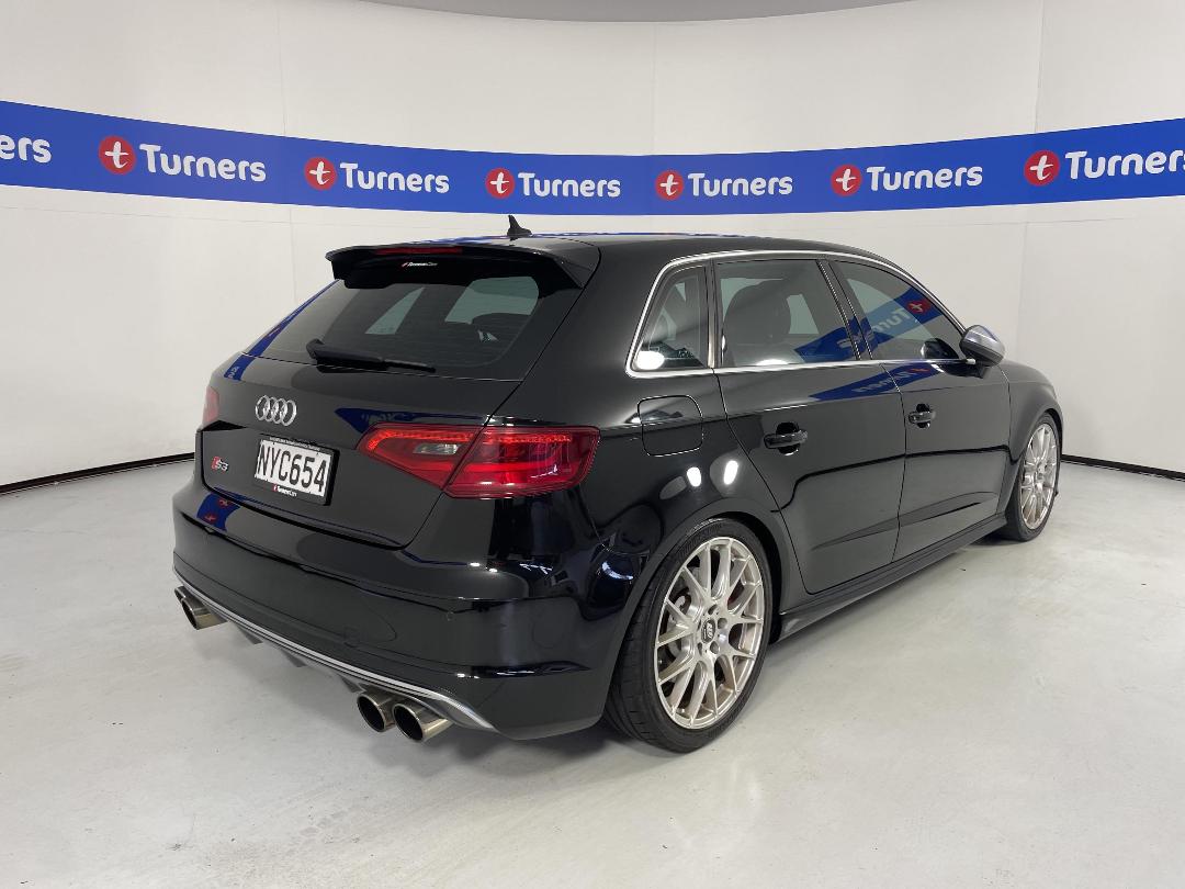 Photo '7' of Audi S3 Photo '7' of Audi S3