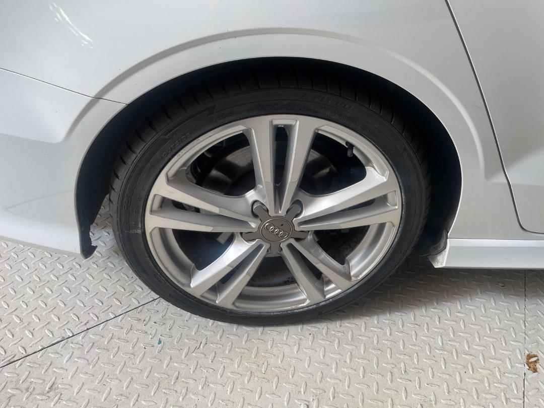 Photo '12' of Audi S3