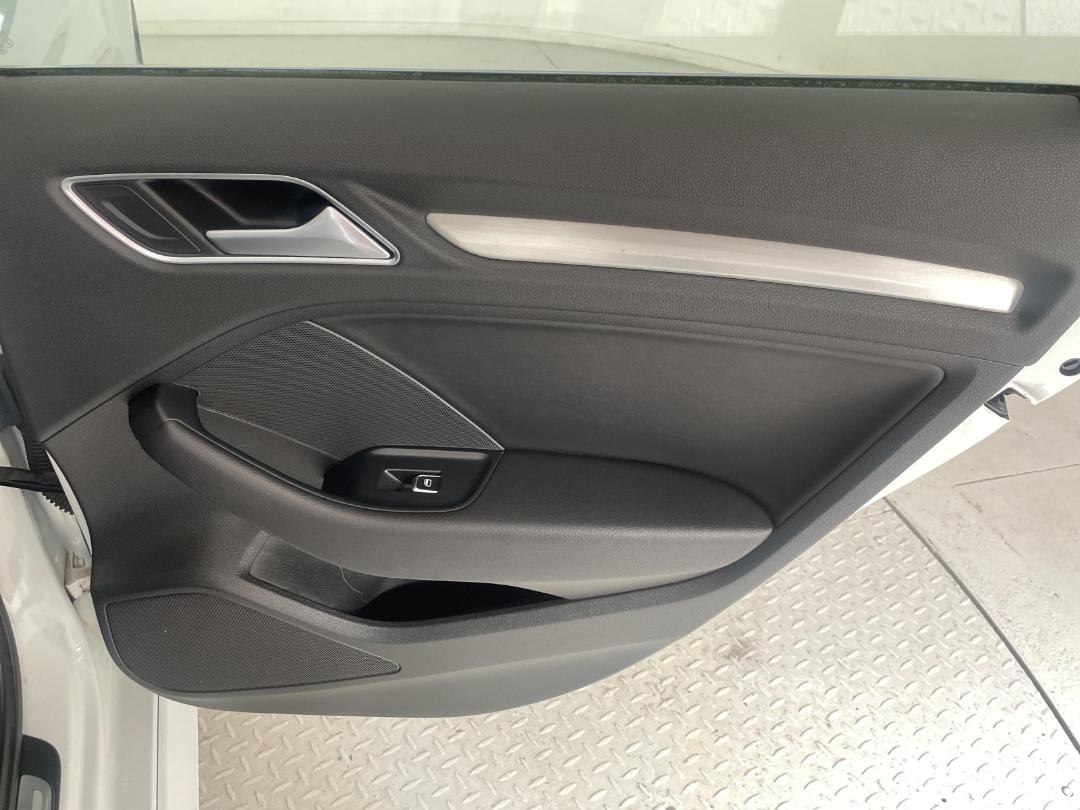 Photo '19' of Audi S3