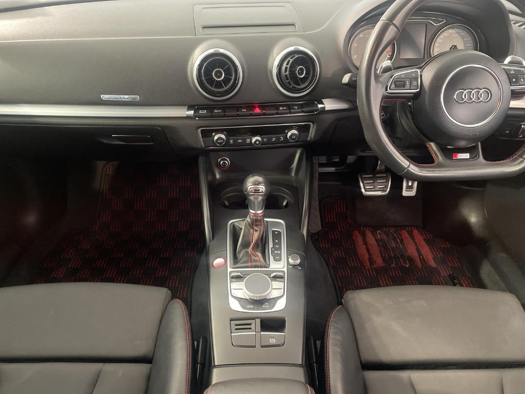 Photo '18' of Audi S3