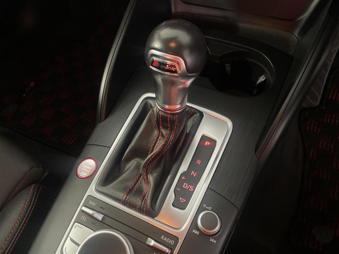 Photo '32' of Audi S3