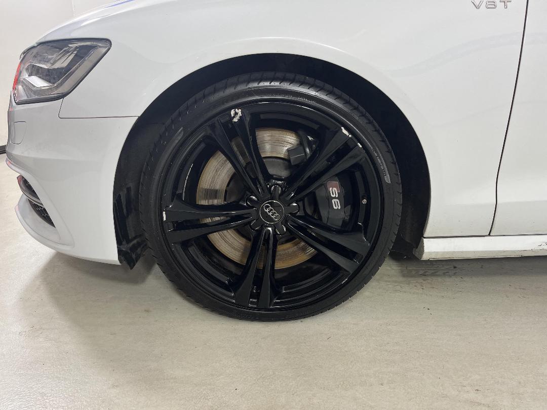 Photo '10' of Audi S6 Photo '10' of Audi S6