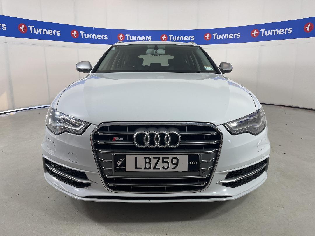 Photo '2' of Audi S6 Photo '2' of Audi S6