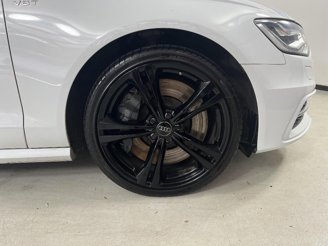 Photo '9' of Audi S6 Photo '9' of Audi S6