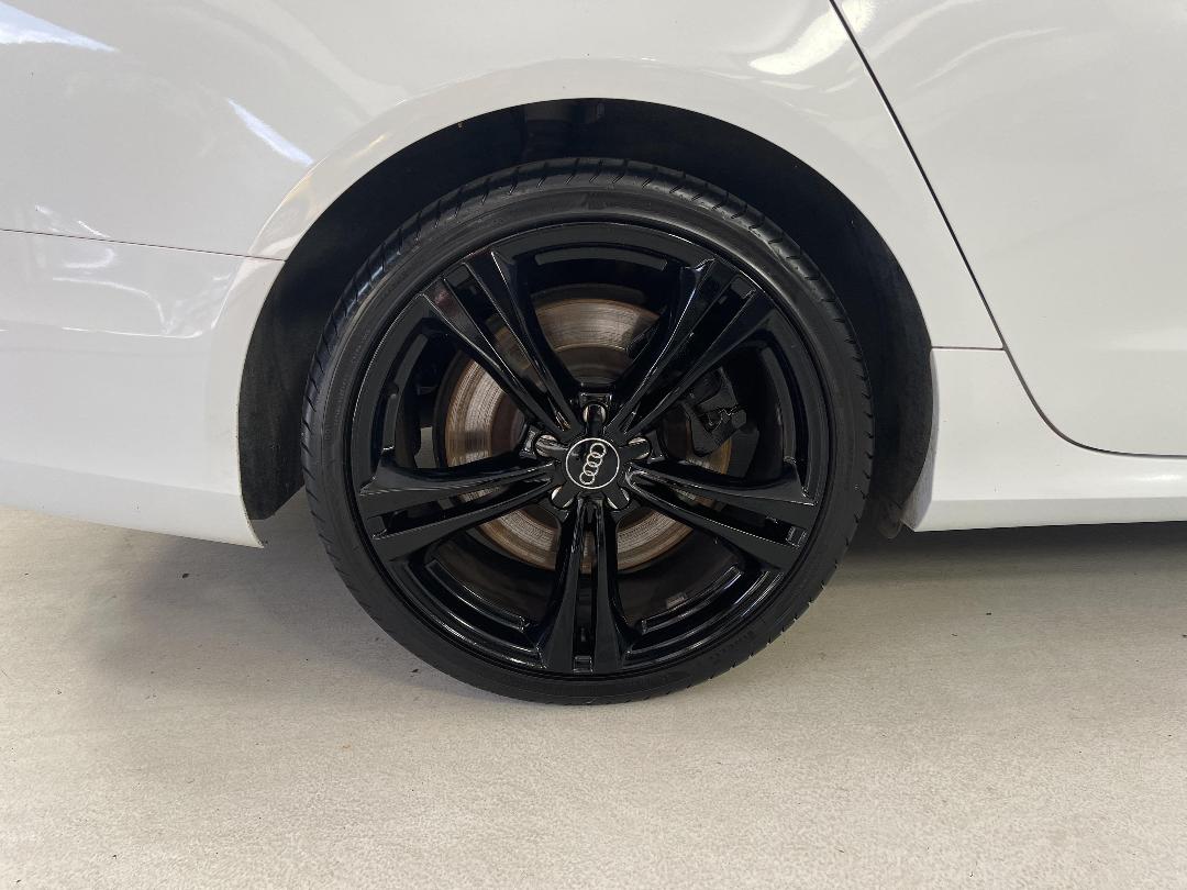 Photo '12' of Audi S6 Photo '12' of Audi S6