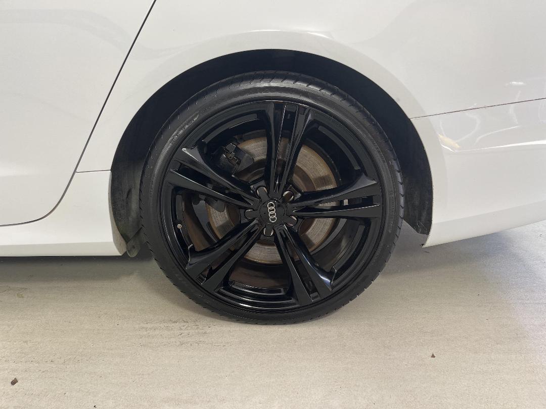 Photo '11' of Audi S6 Photo '11' of Audi S6