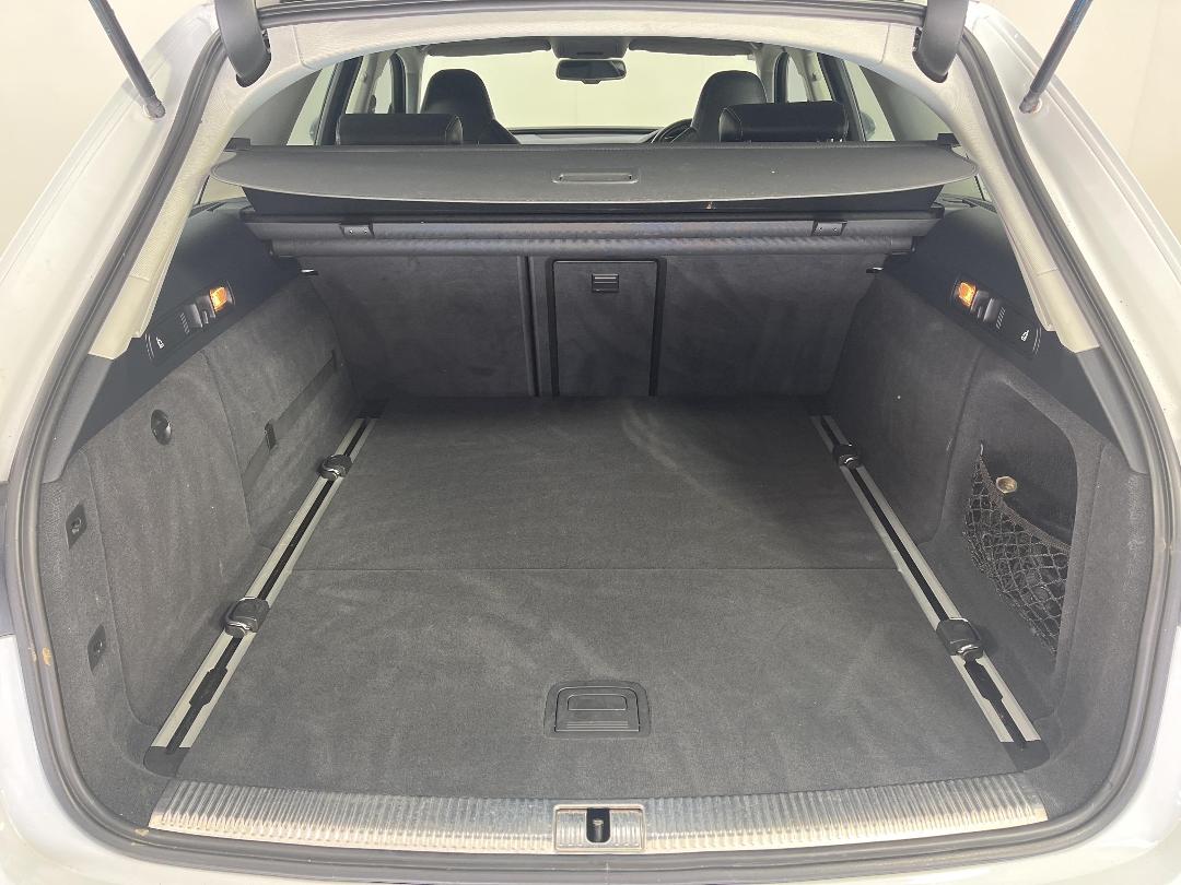 Photo '14' of Audi S6 Photo '14' of Audi S6