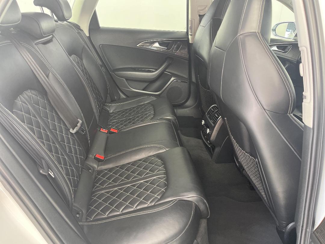 Photo '20' of Audi S6 Photo '20' of Audi S6