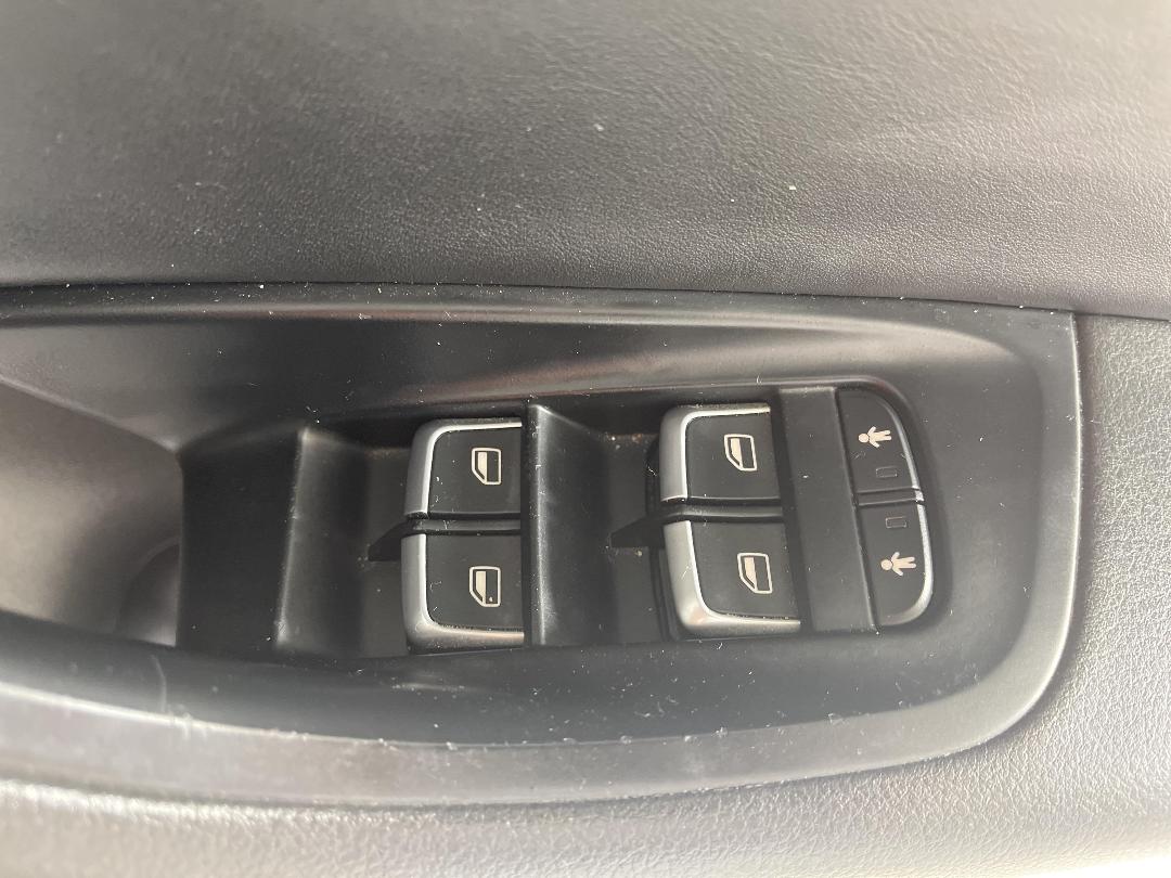 Photo '27' of Audi S6 Photo '27' of Audi S6