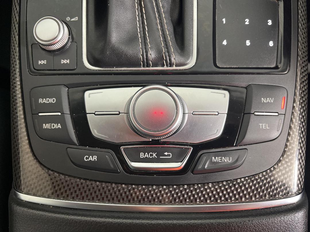 Photo '24' of Audi S6 Photo '24' of Audi S6