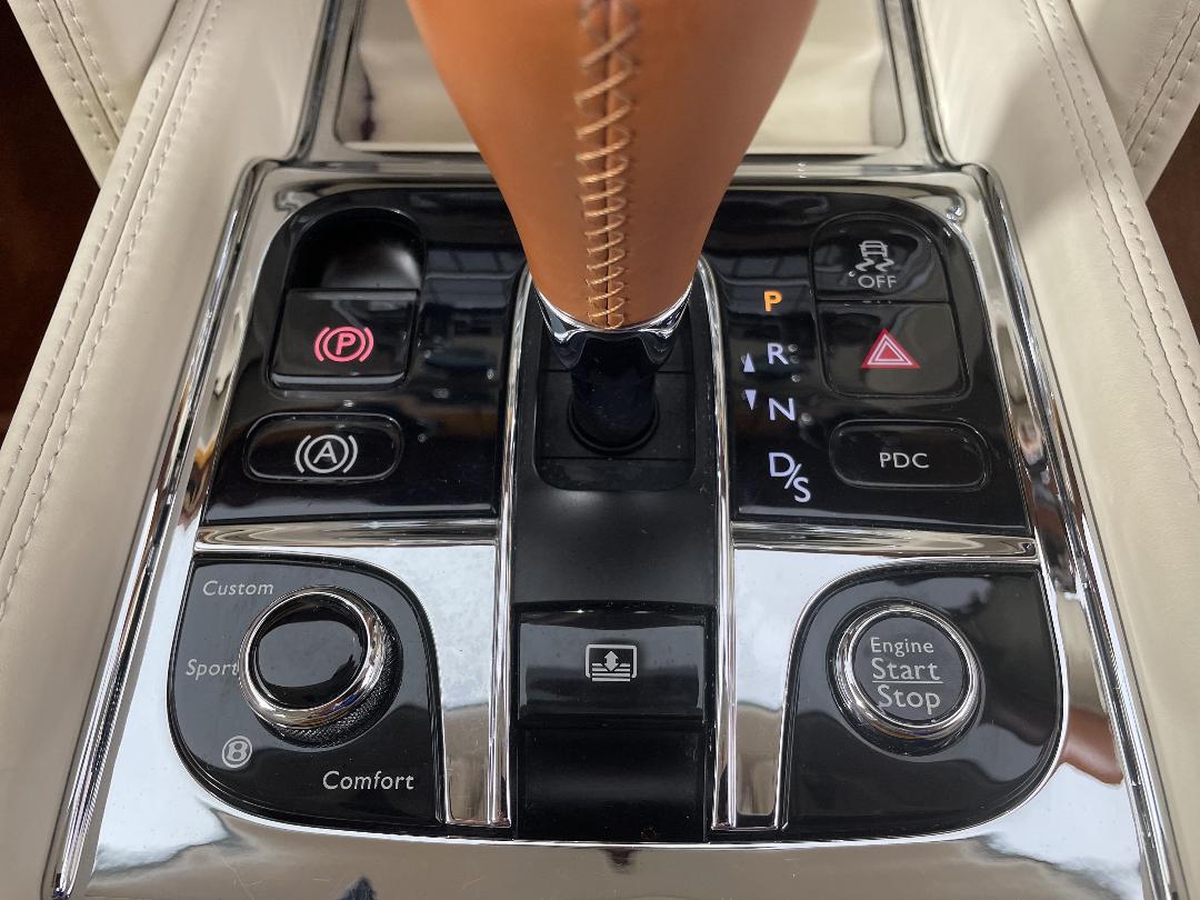 Photo '26' of Bentley Mulsanne