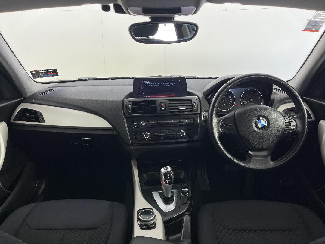 Photo '17' of BMW 116I