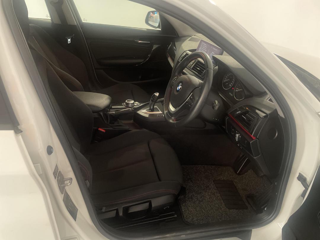 Photo '16' of BMW 116I Photo '16' of BMW 116I