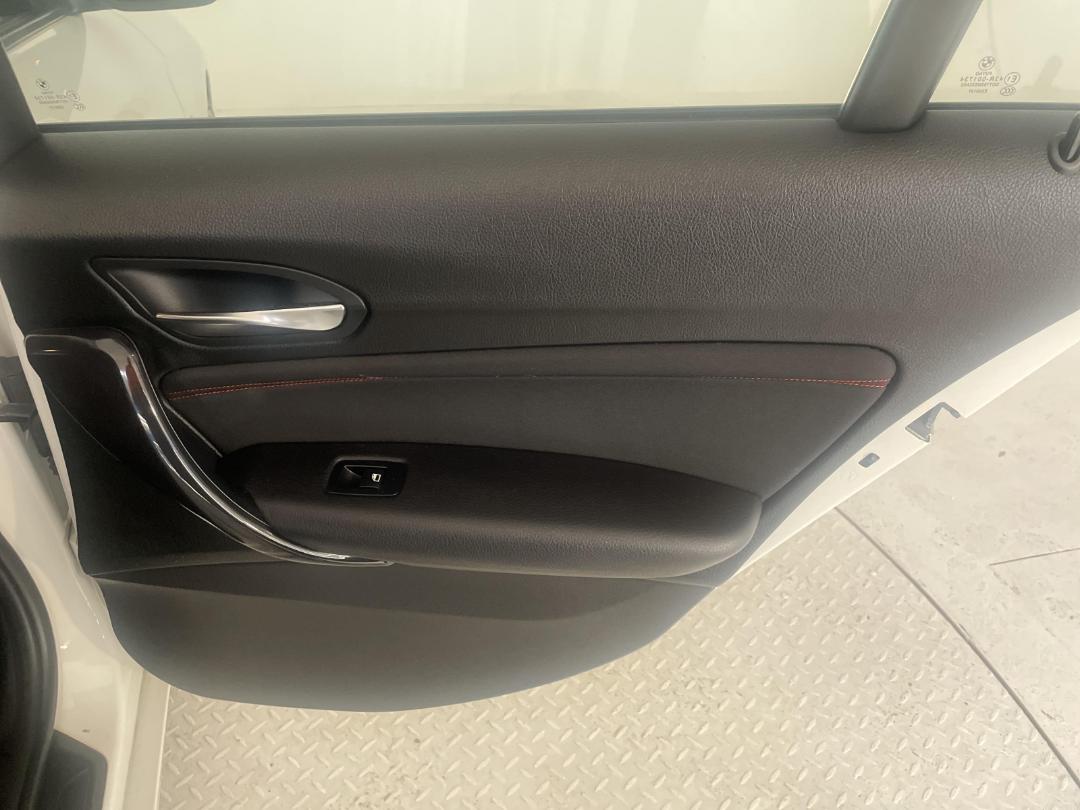 Photo '19' of BMW 116I Photo '19' of BMW 116I