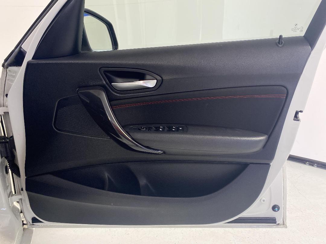 Photo '15' of BMW 116I