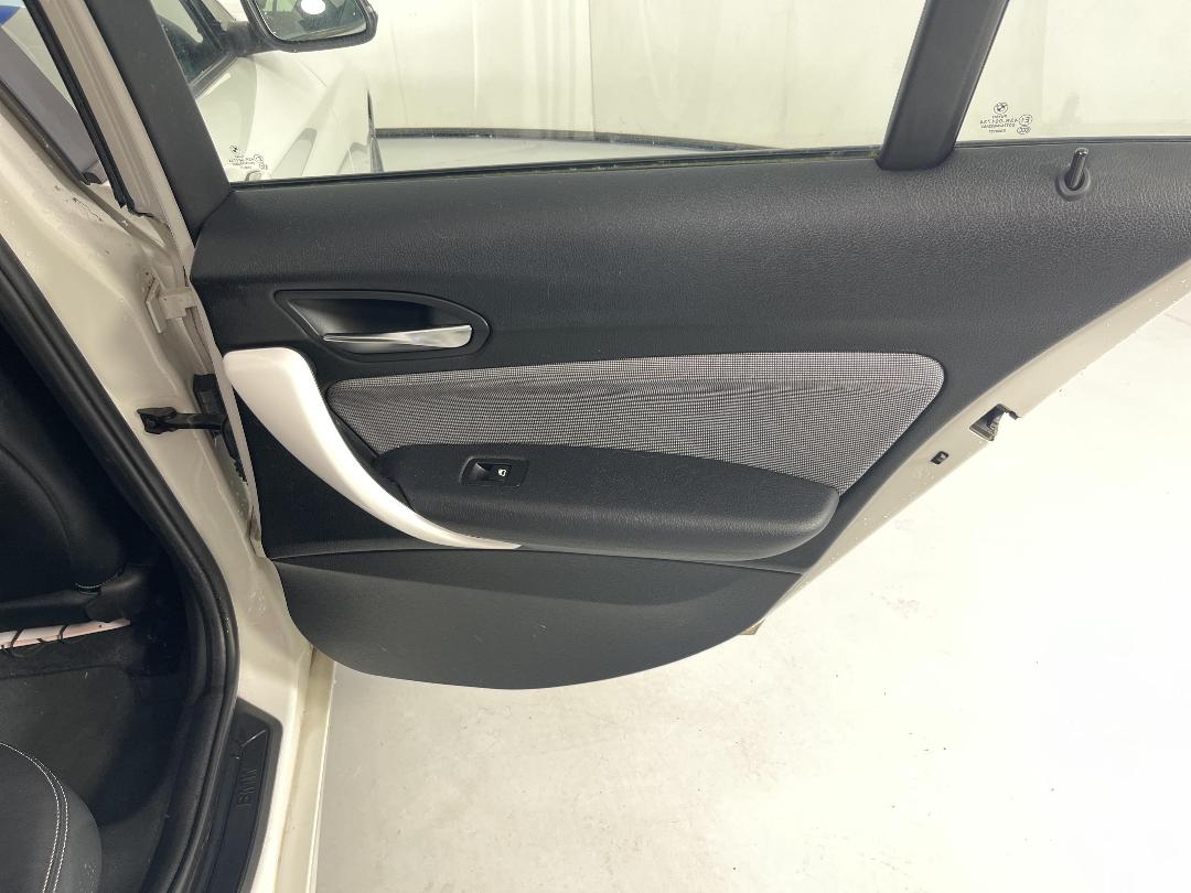 Photo '19' of BMW 116I