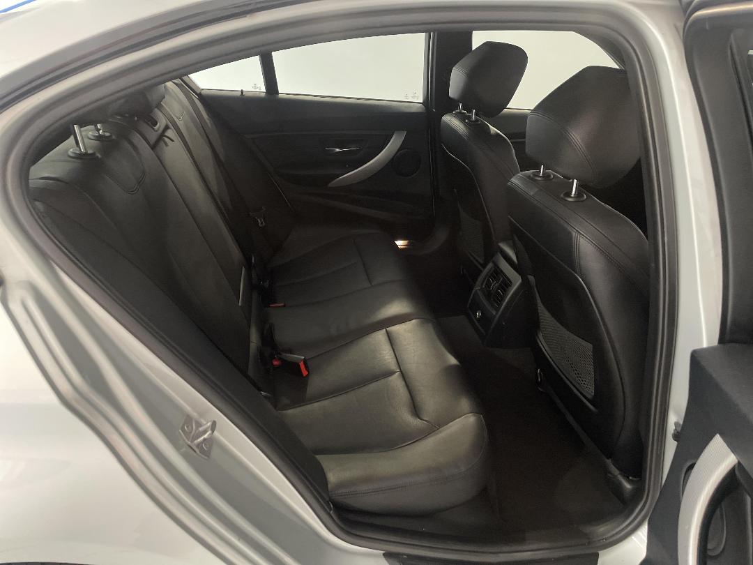 Photo '20' of BMW 3 Series Photo '20' of BMW 3 Series