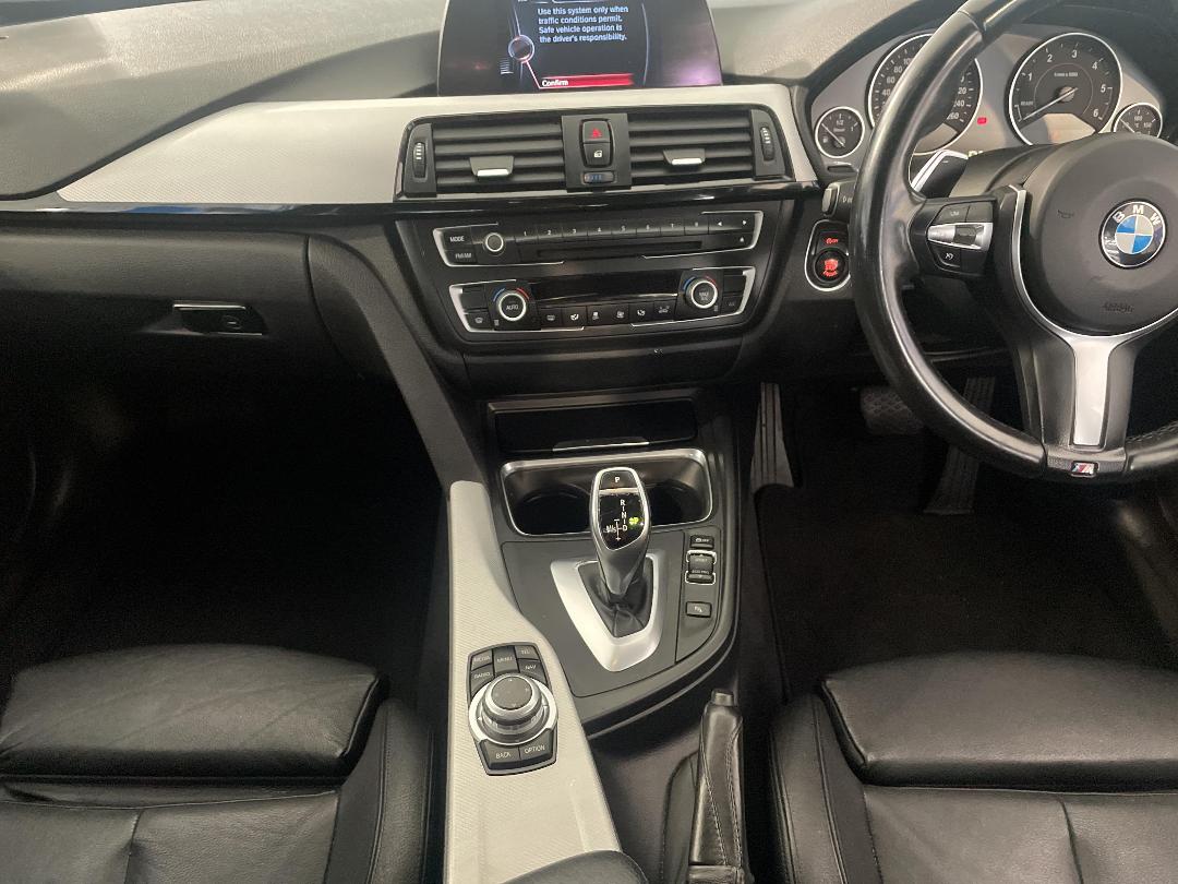 Photo '18' of BMW 3 Series Photo '18' of BMW 3 Series