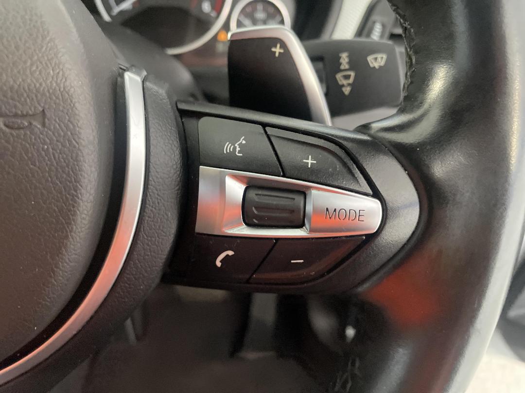 Photo '26' of BMW 3 Series Photo '26' of BMW 3 Series