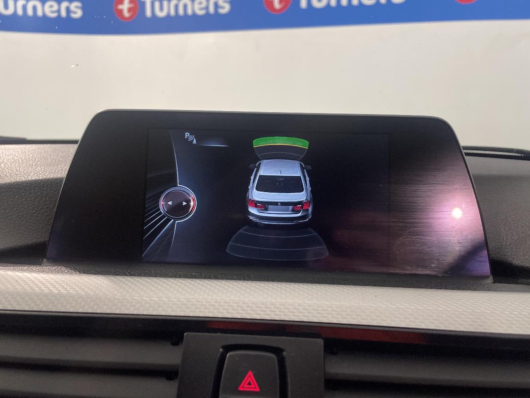 Photo '30' of BMW 3 Series Photo '30' of BMW 3 Series