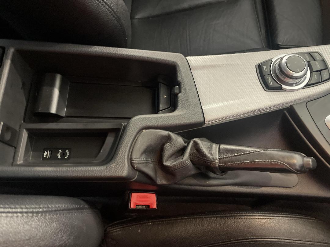 Photo '33' of BMW 3 Series Photo '33' of BMW 3 Series