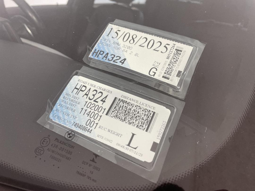 Photo '35' of BMW 3 Series Photo '35' of BMW 3 Series