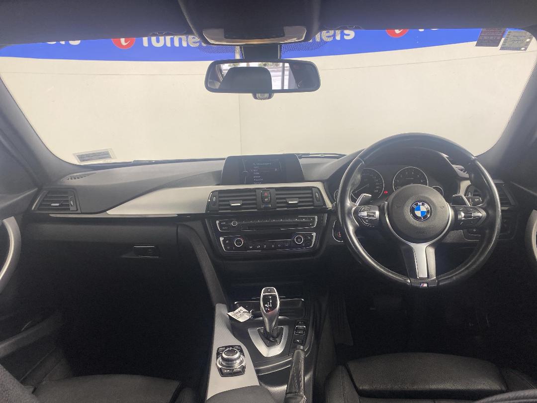 Photo '17' of BMW 3 Series