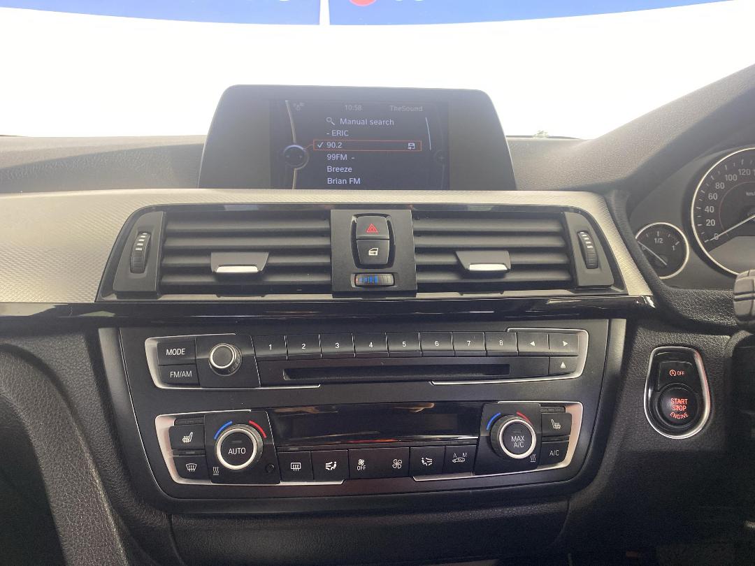 Photo '18' of BMW 3 Series