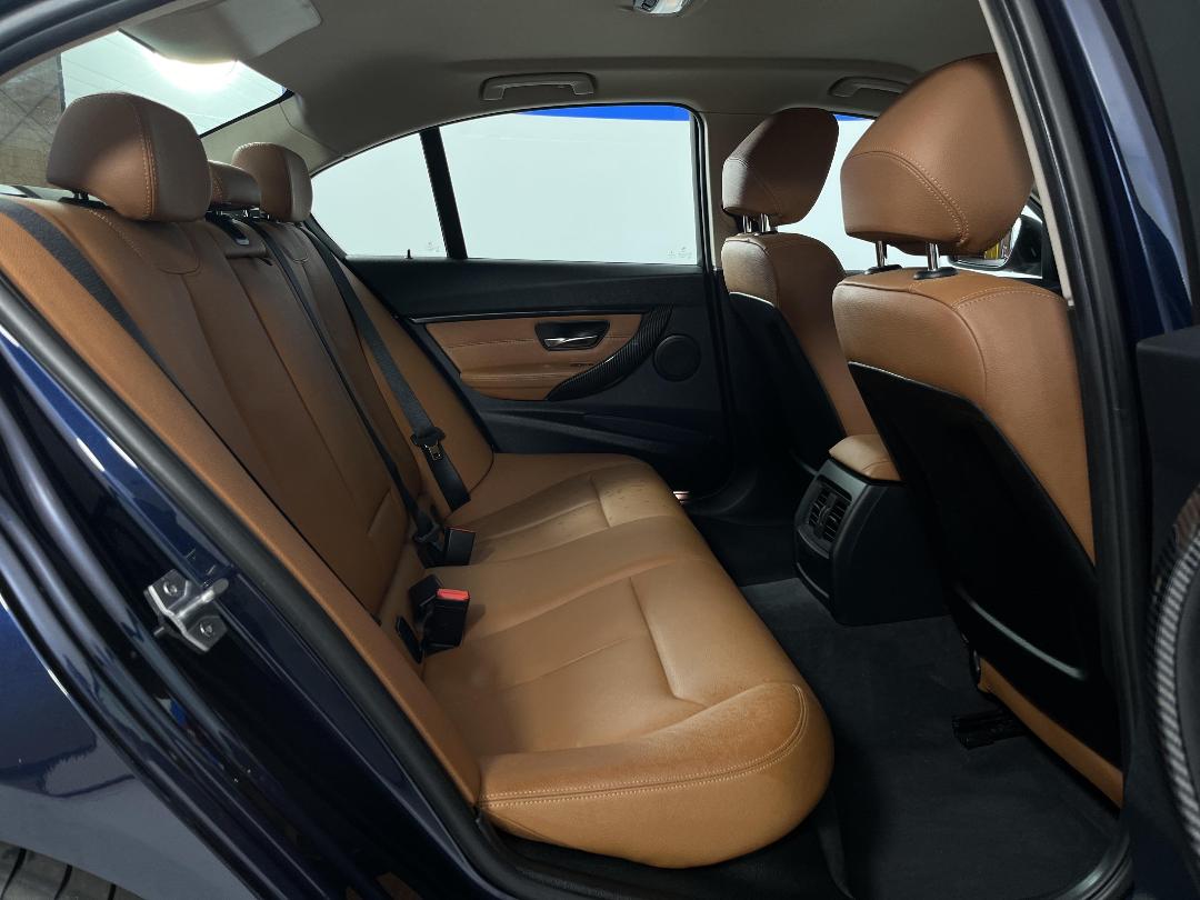 Photo '20' of BMW 3 Series