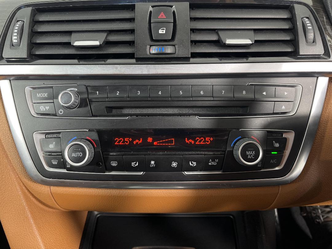 Photo '27' of BMW 3 Series