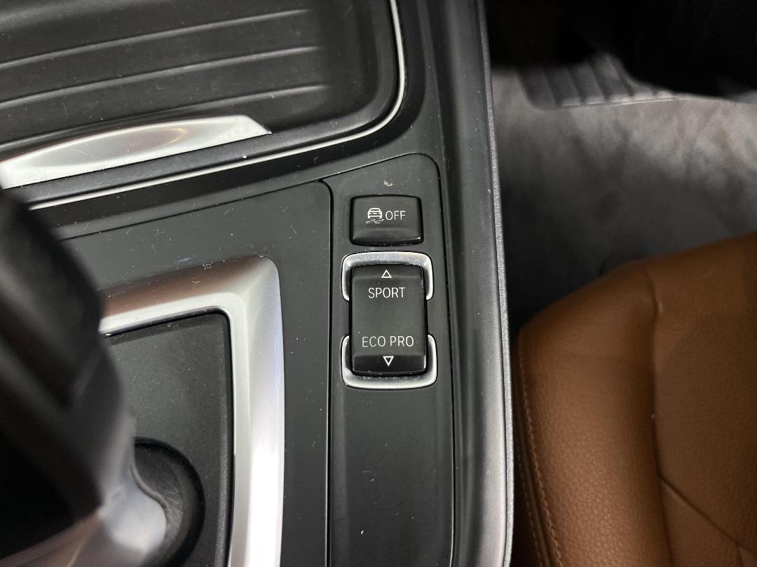 Photo '28' of BMW 3 Series