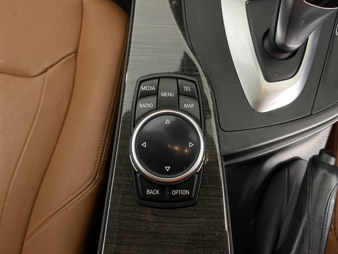 Photo '29' of BMW 3 Series