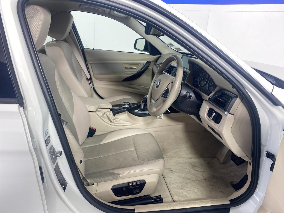 Photo '16' of BMW 320D