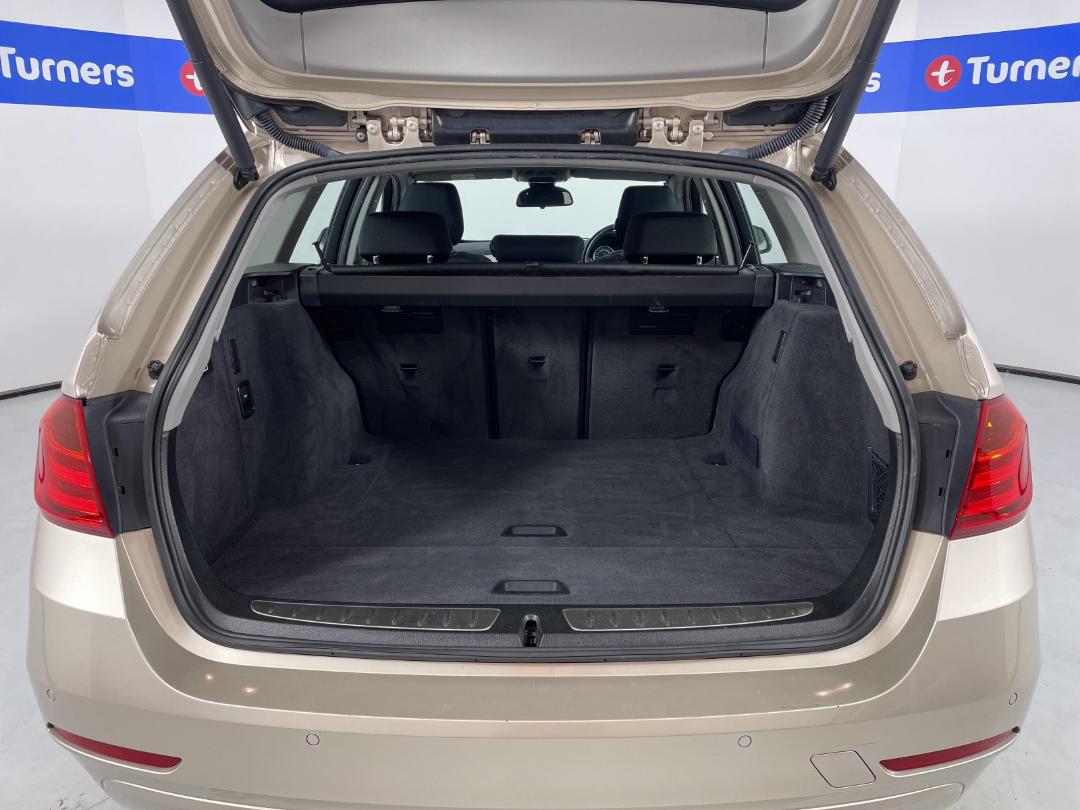 Photo '14' of BMW 320D Photo '14' of BMW 320D