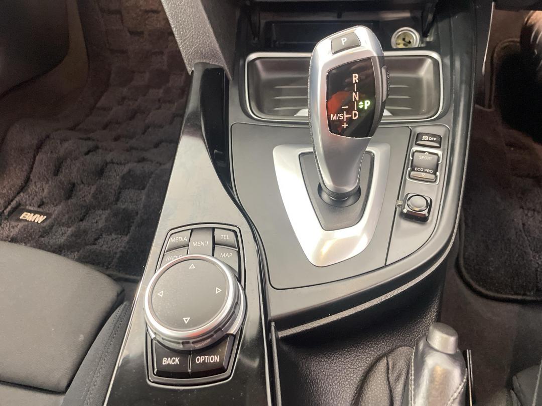 Photo '31' of BMW 320D