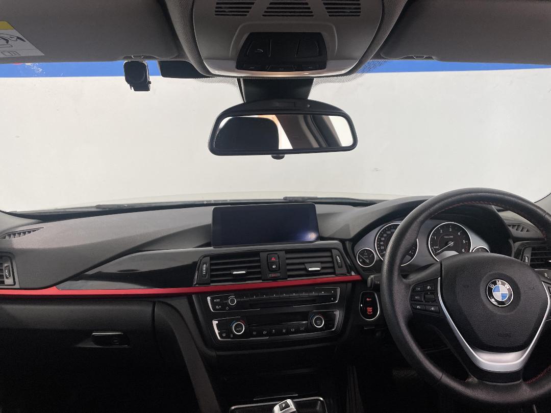 Photo '17' of BMW 320D