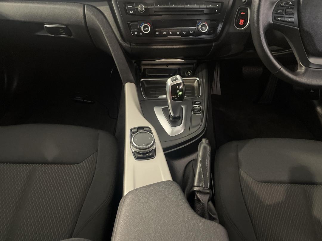 Photo '18' of BMW 320D