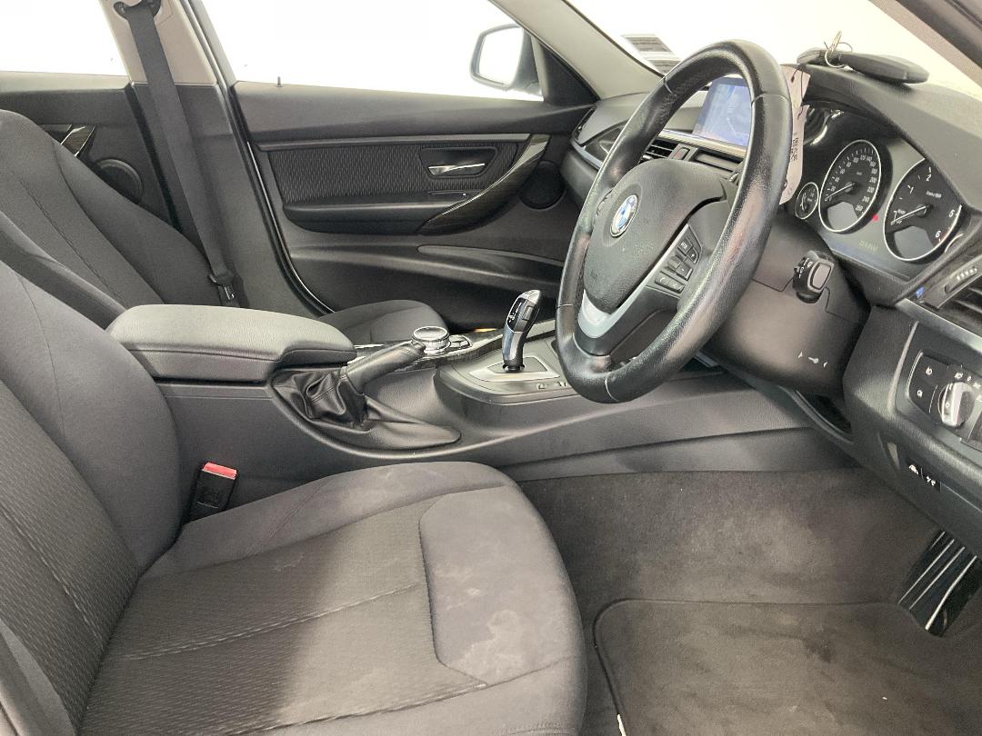 Photo '16' of BMW 320D