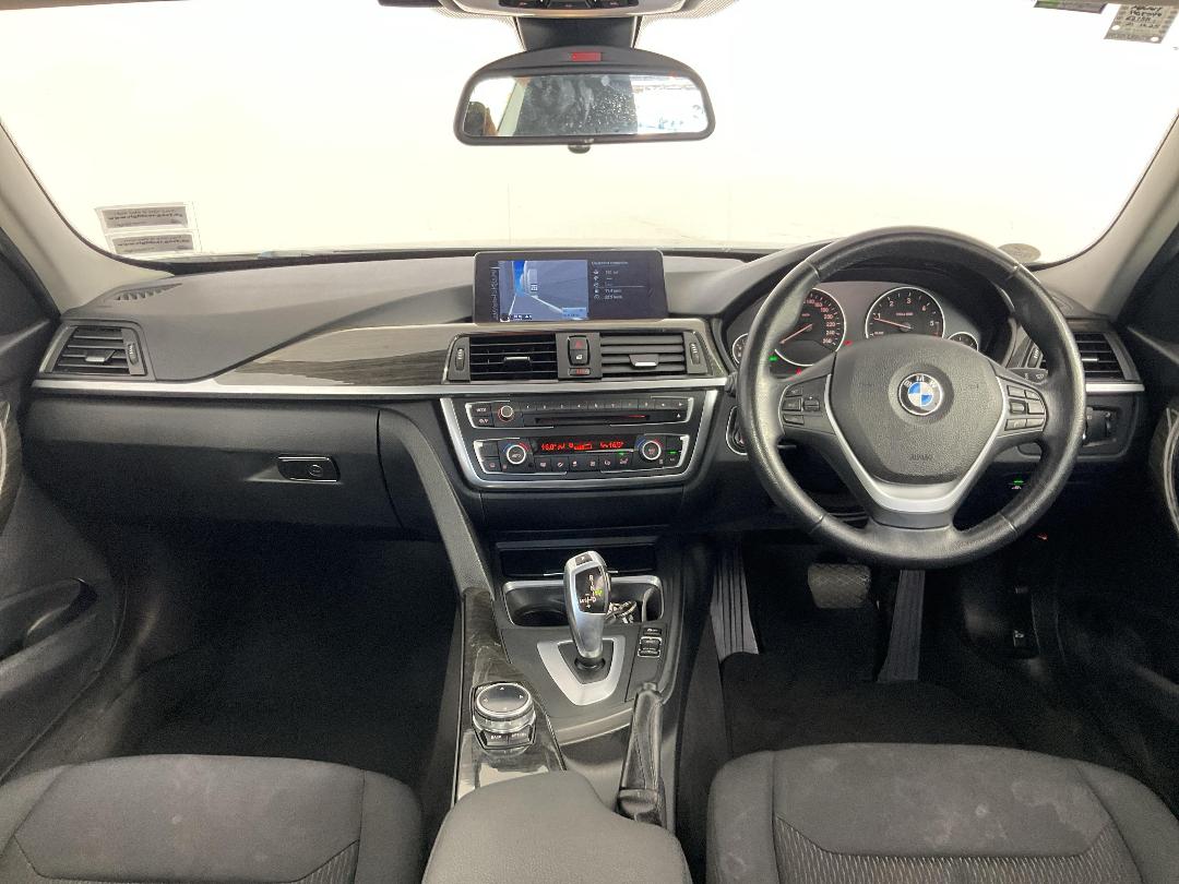 Photo '17' of BMW 320D