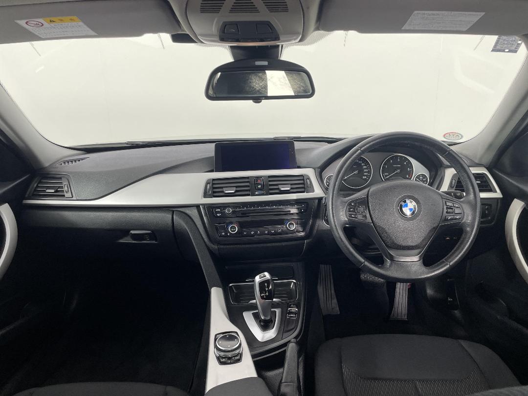 Photo '17' of BMW 320D