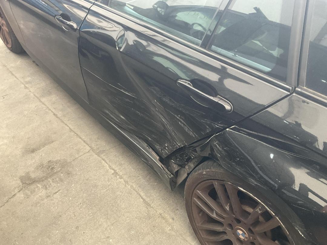 Photo '13' of BMW 320D Photo '13' of BMW 320D