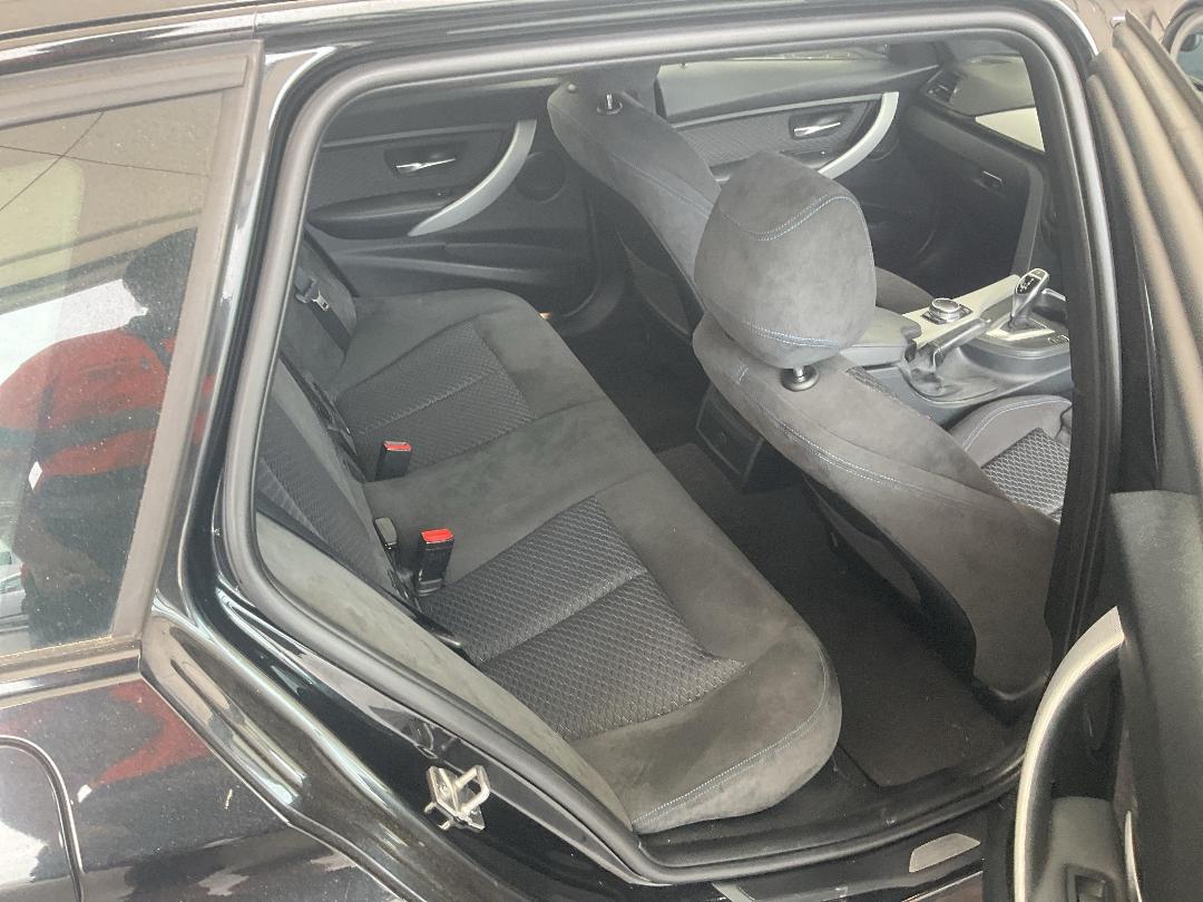 Photo '24' of BMW 320D Photo '24' of BMW 320D