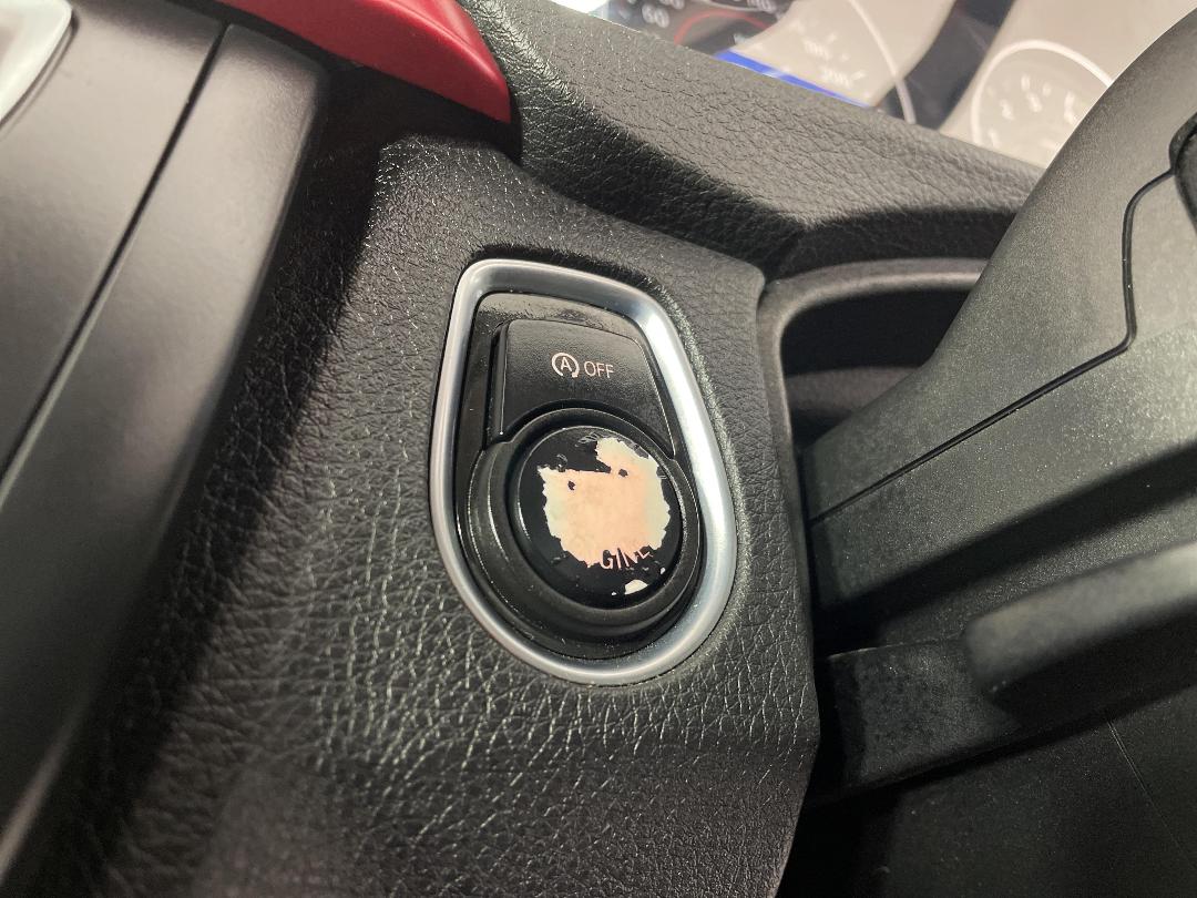 Photo '27' of BMW 320I Photo '27' of BMW 320I