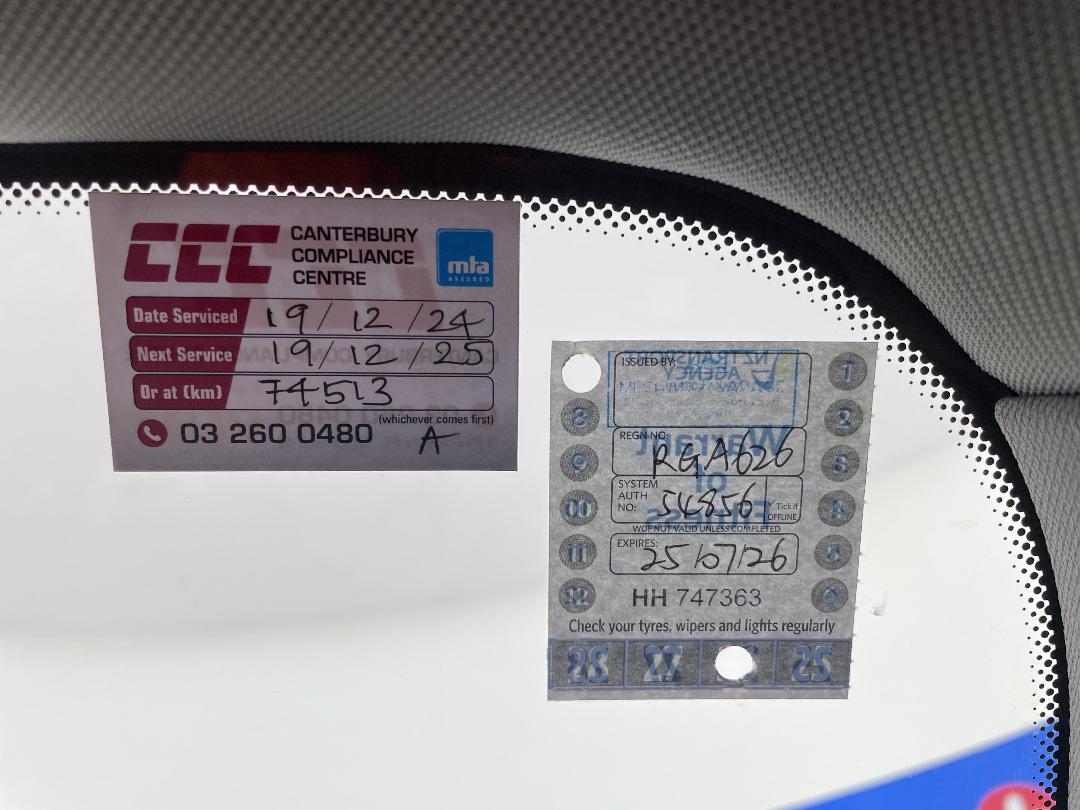 Photo '29' of BMW 320I Photo '29' of BMW 320I