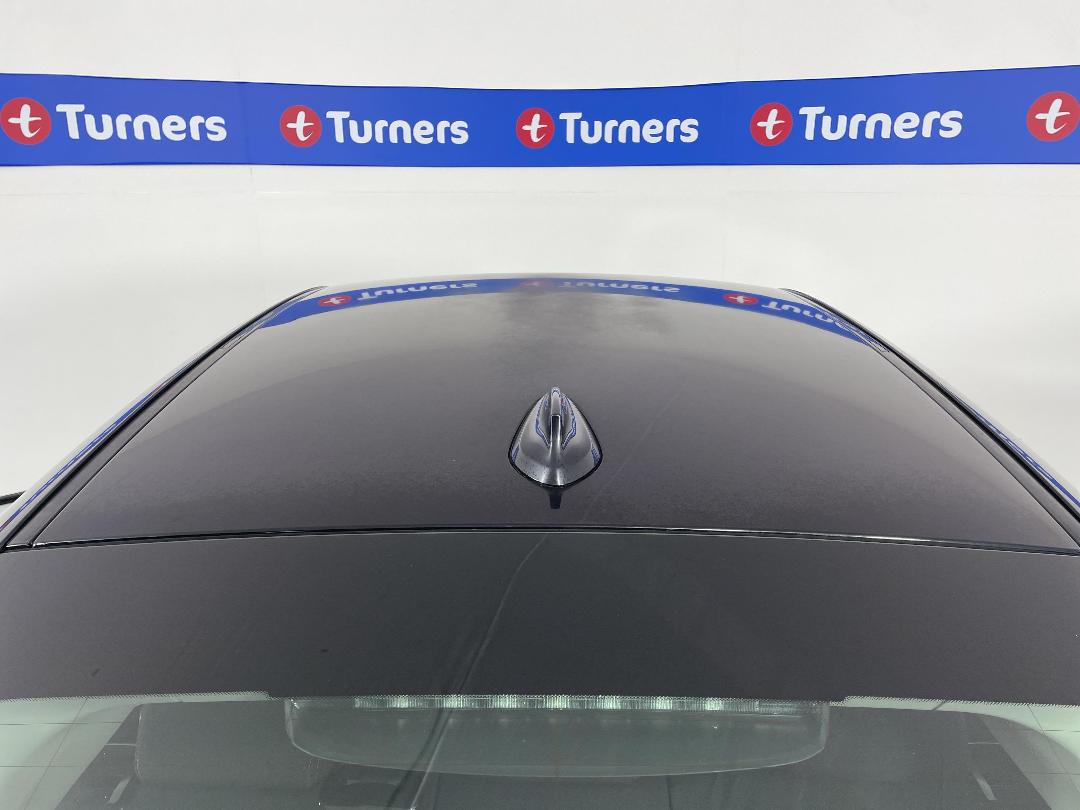 Photo '31' of BMW 320I Photo '31' of BMW 320I