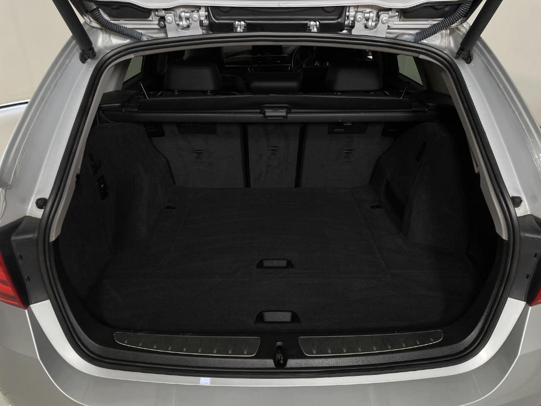 Photo '14' of BMW 320I Photo '14' of BMW 320I