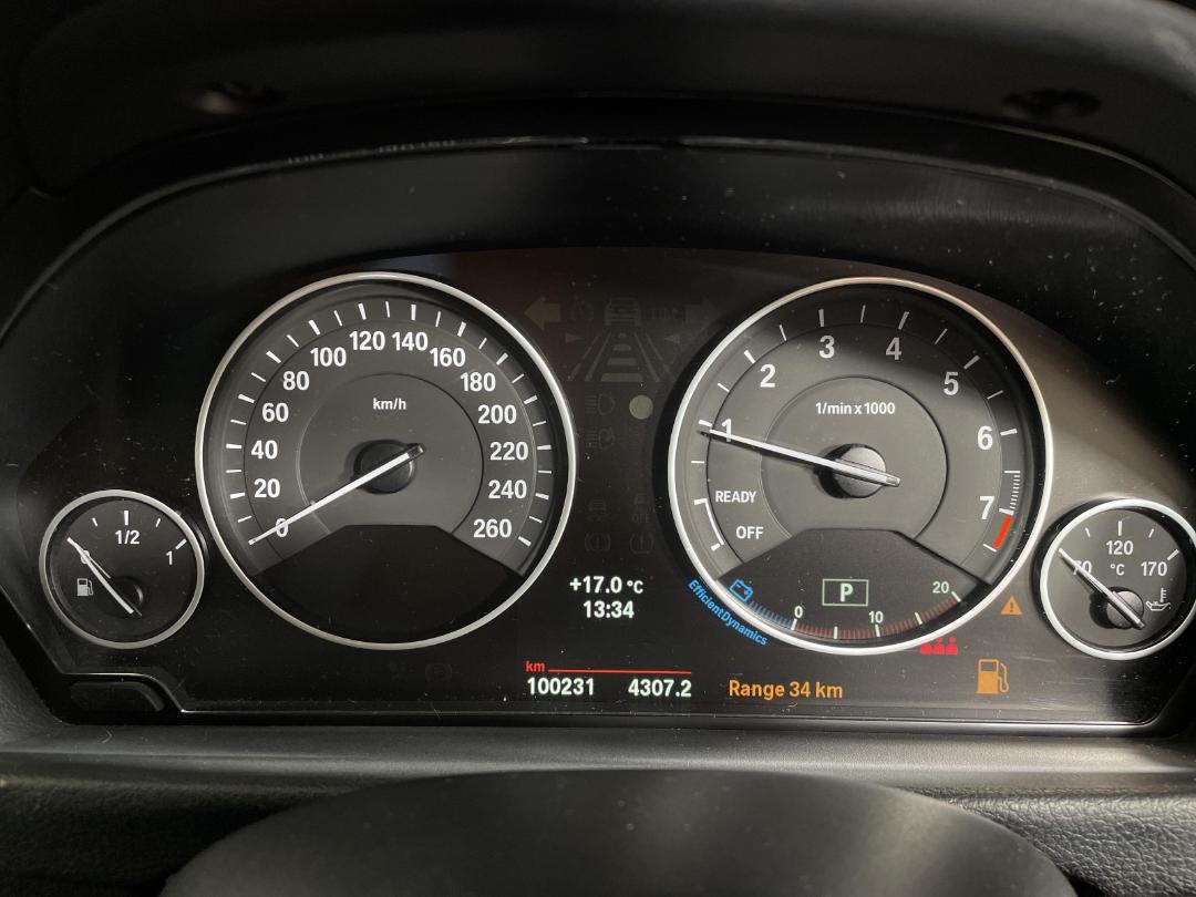 Photo '21' of BMW 320I Photo '21' of BMW 320I