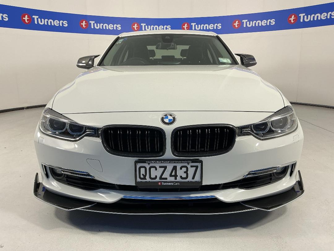 Photo '2' of BMW 320I