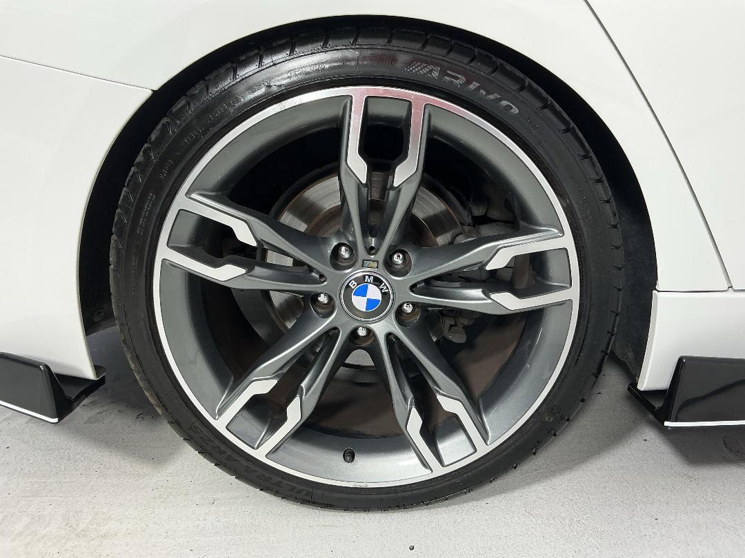 Photo '12' of BMW 320I